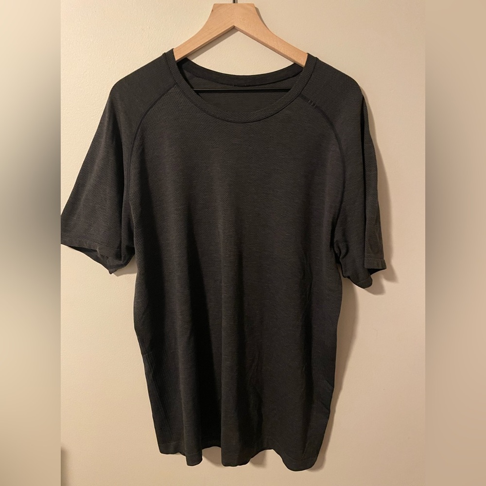 lululemon mental vent t-shirt